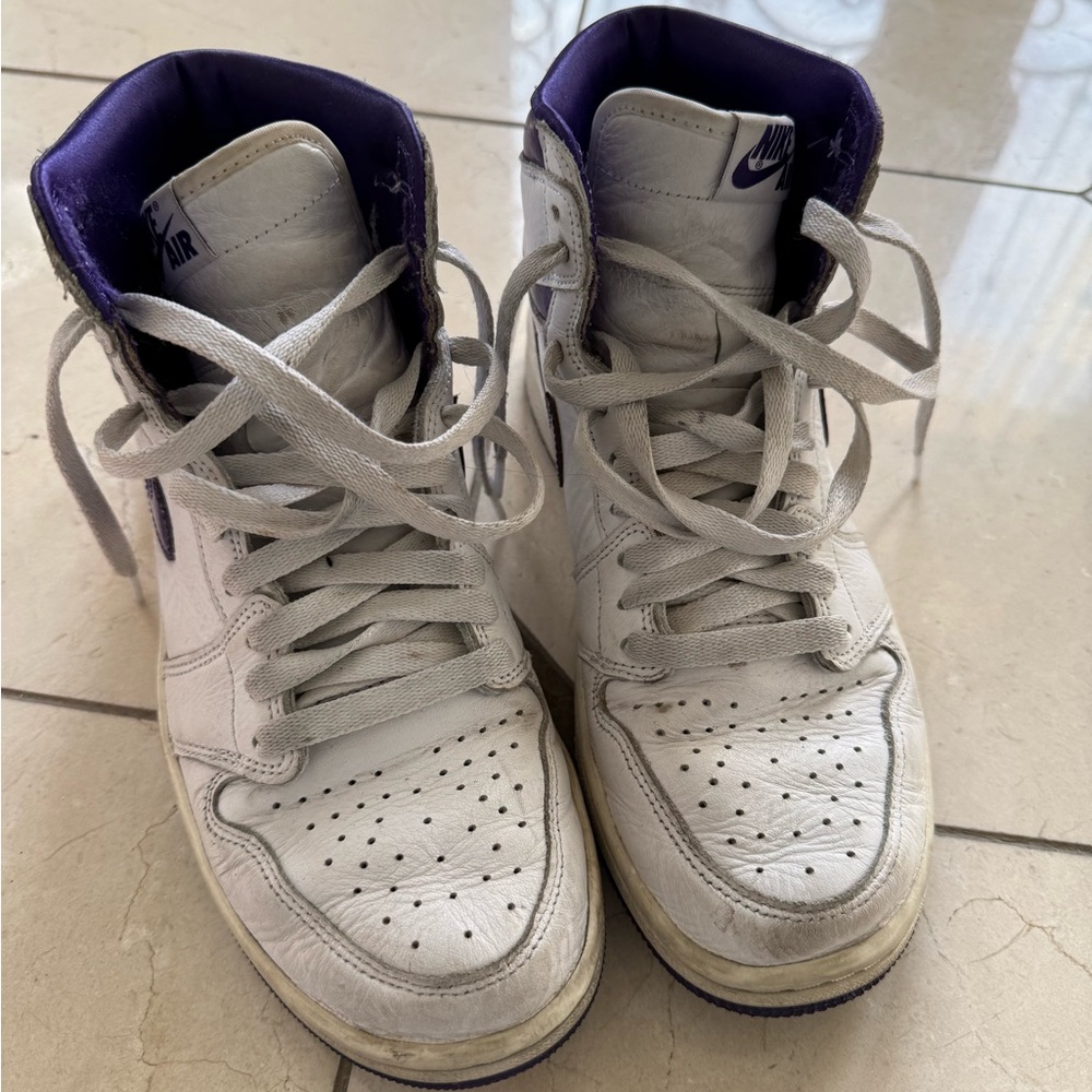 Nike Women's White and Purple Sneakers